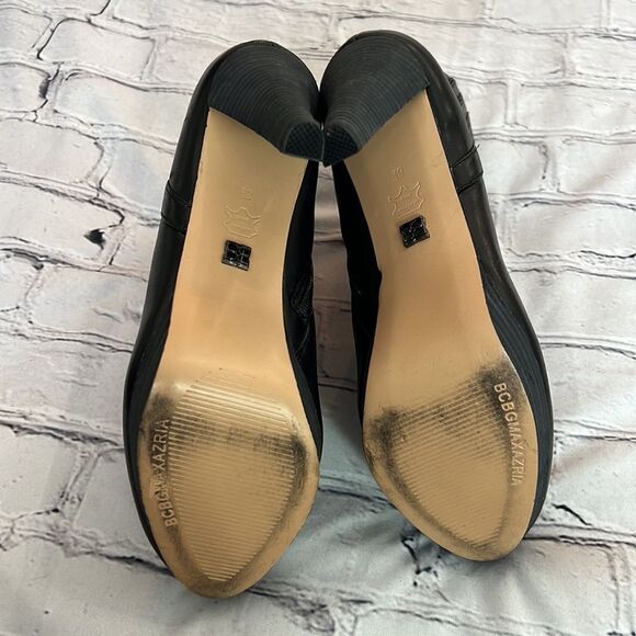 BCBG maxazria black leather ankle boots - Picture 10 of 13